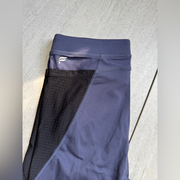 Motion 365 Highwaisted Fabletics Leggings - Picture 3 of 12